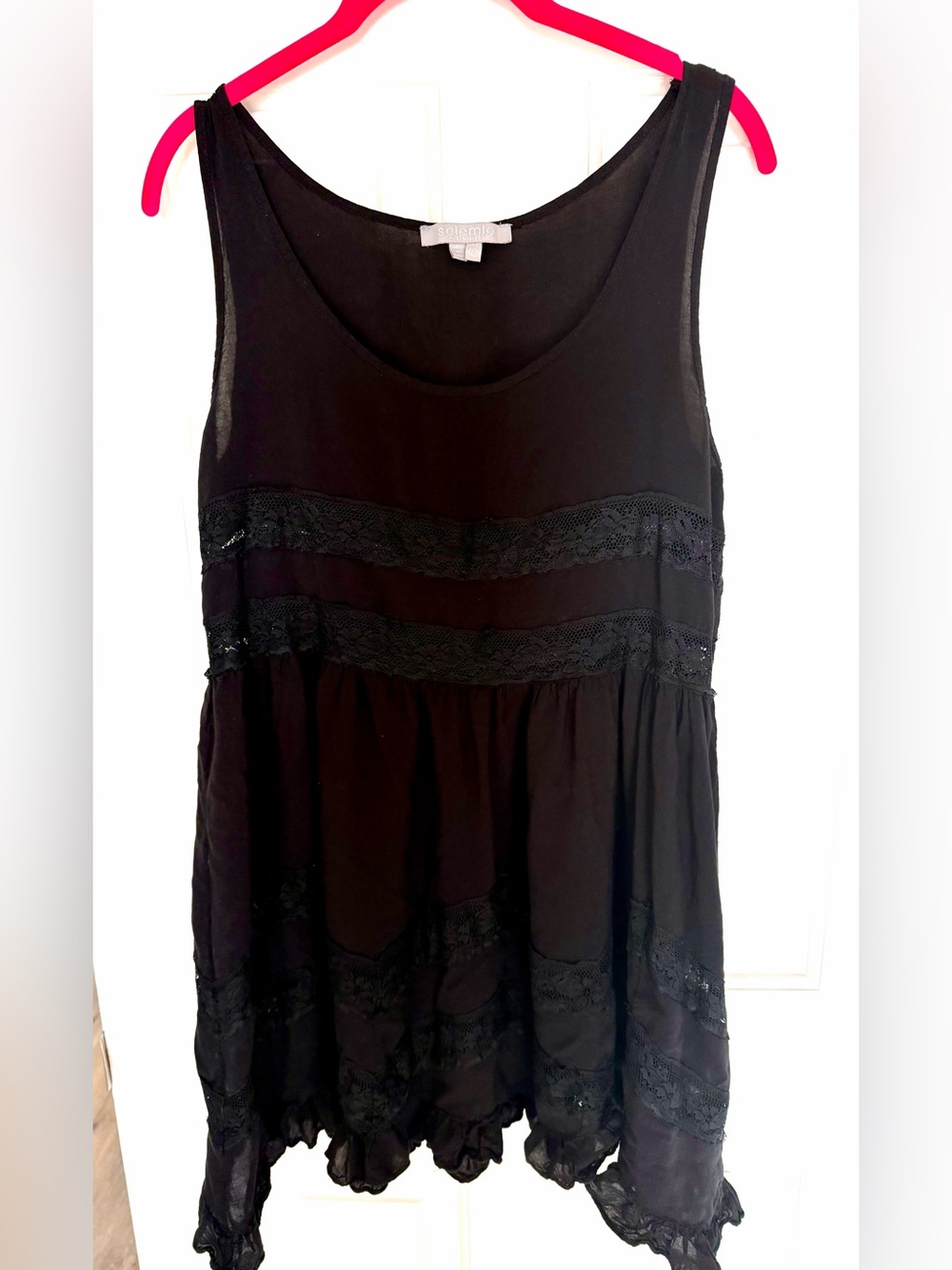 Black Lace-Trim Sleeveless Tunic